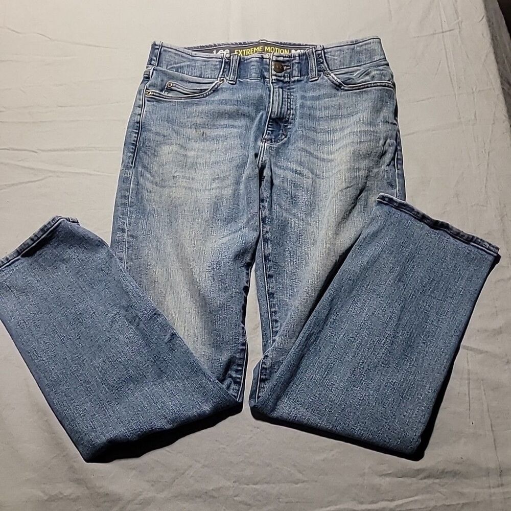 Lee Jeans, Extreme Motion MVP, Athletic Fit, Tapered Leg, Men's 32x32